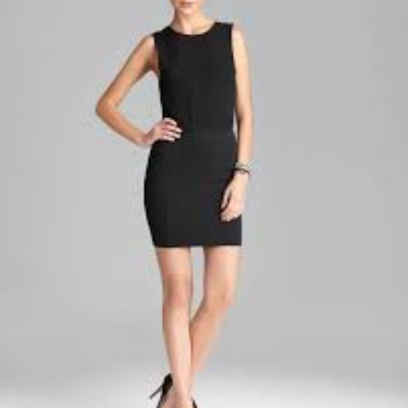 NWT Bec & Bridge Freya Drape Reversible Navy Dress - Picture 3 of 15